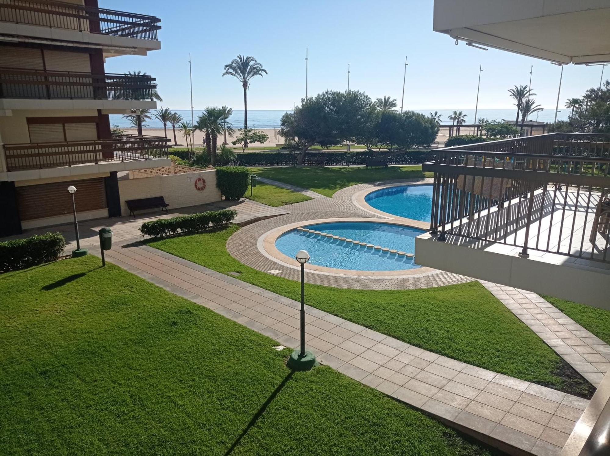 Manila Solo Familias Serviplaya Gandia Luaran gambar